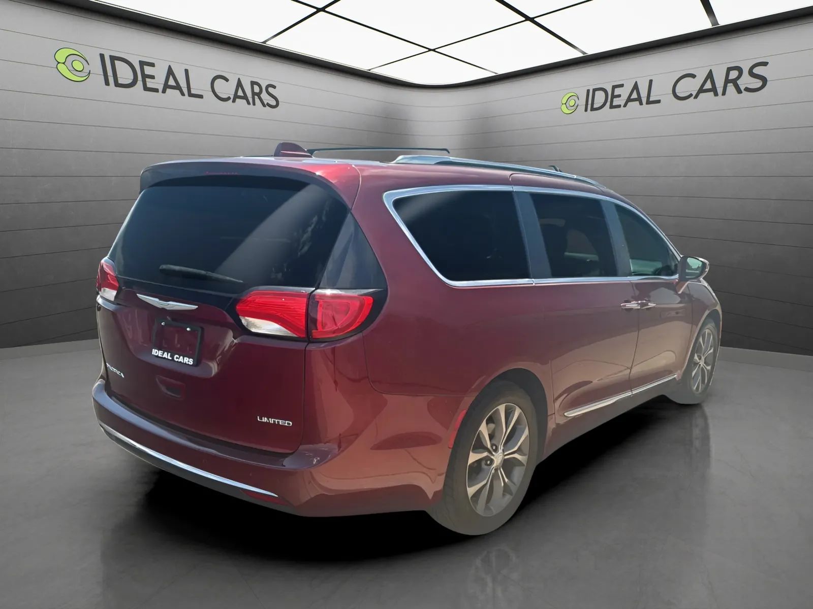 View vehicle photo 5