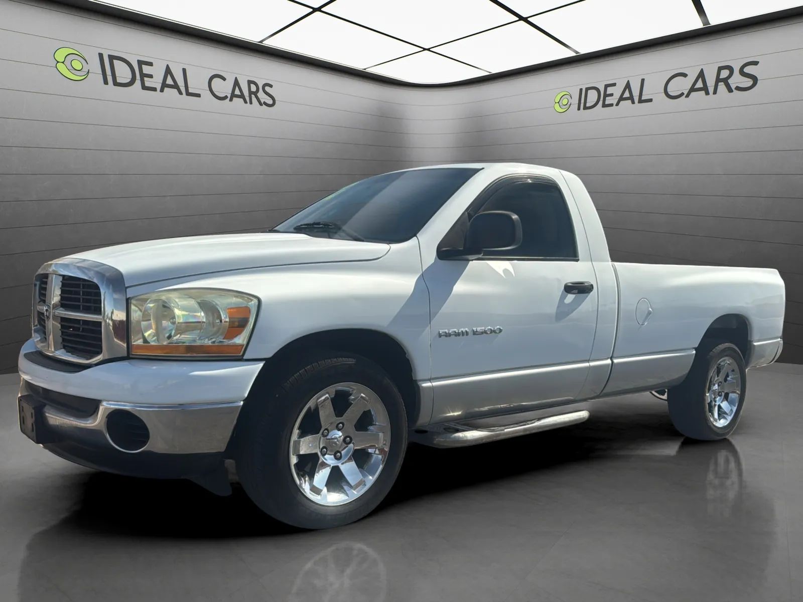 White 2006 Dodge RAM 1500 Pickup Truck