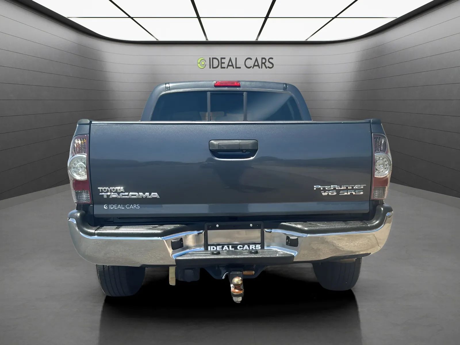 View vehicle photo 6