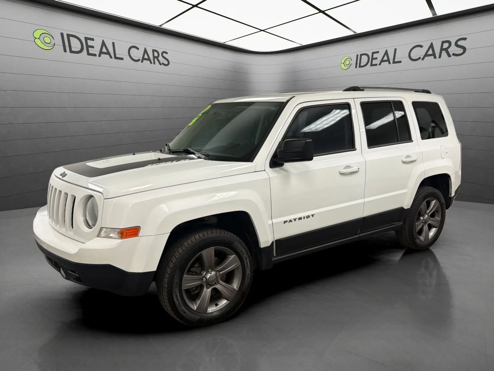 White 2016 Jeep Patriot SUV / Crossover Front-Wheel Drive Automatic