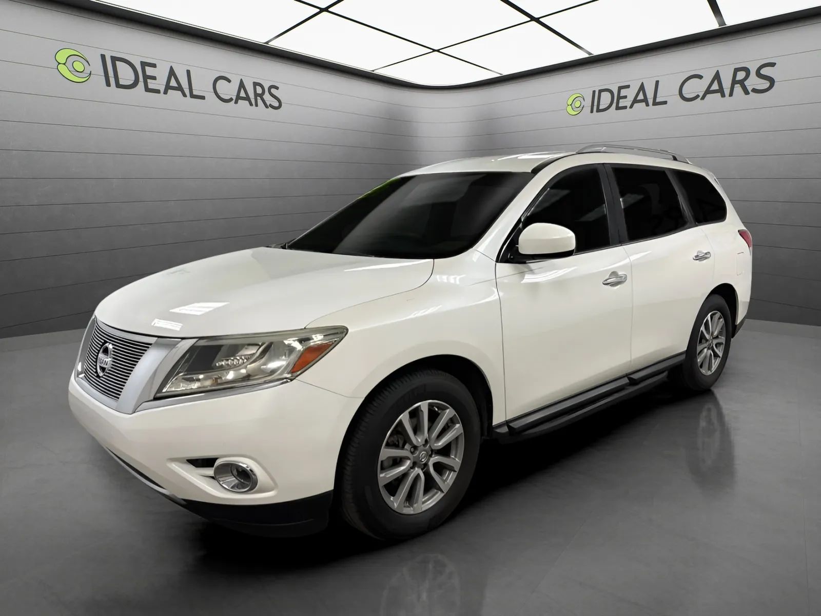 White 2016 Nissan Pathfinder SUV / Crossover Front-Wheel Drive Continuously Variable Transmission