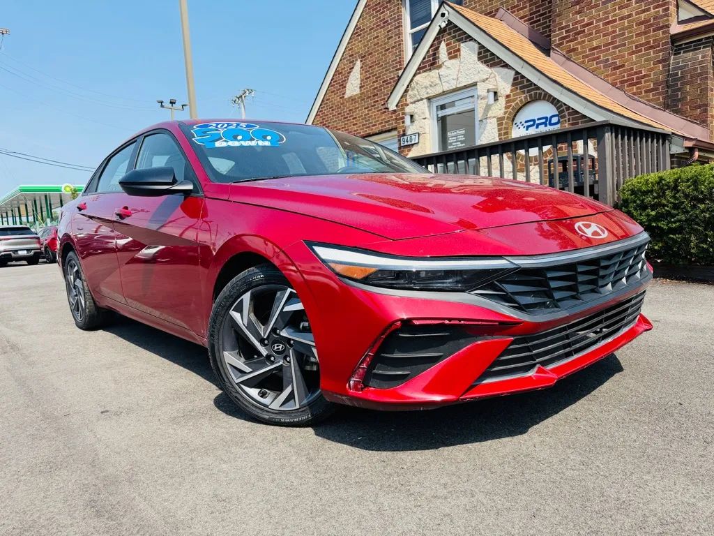 2025 HYUNDAI ELANTRA SEL Sport