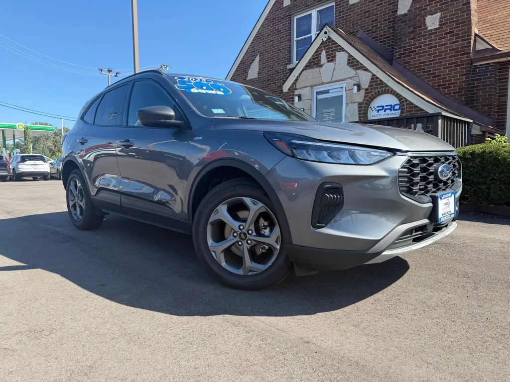 2025 FORD ESCAPE ST Line