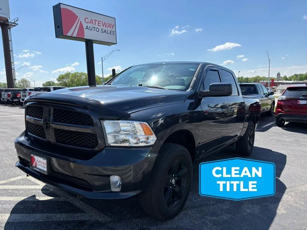 2014 RAM 1500 Express Crew Cab 4WD