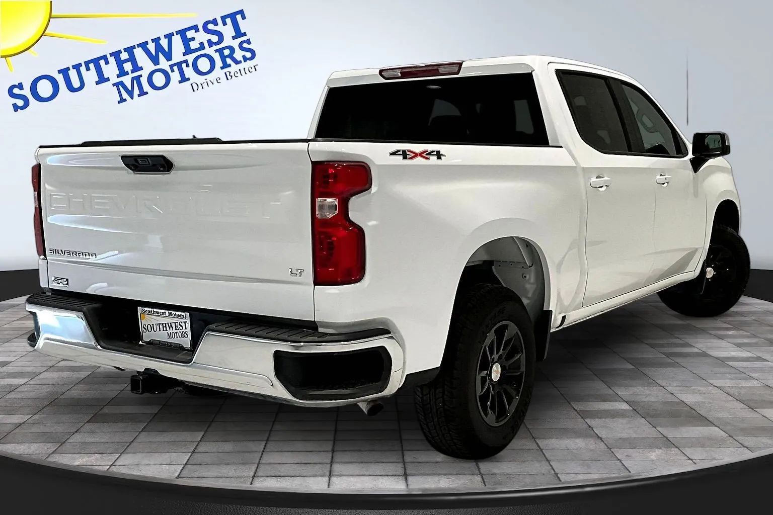View vehicle photo 7