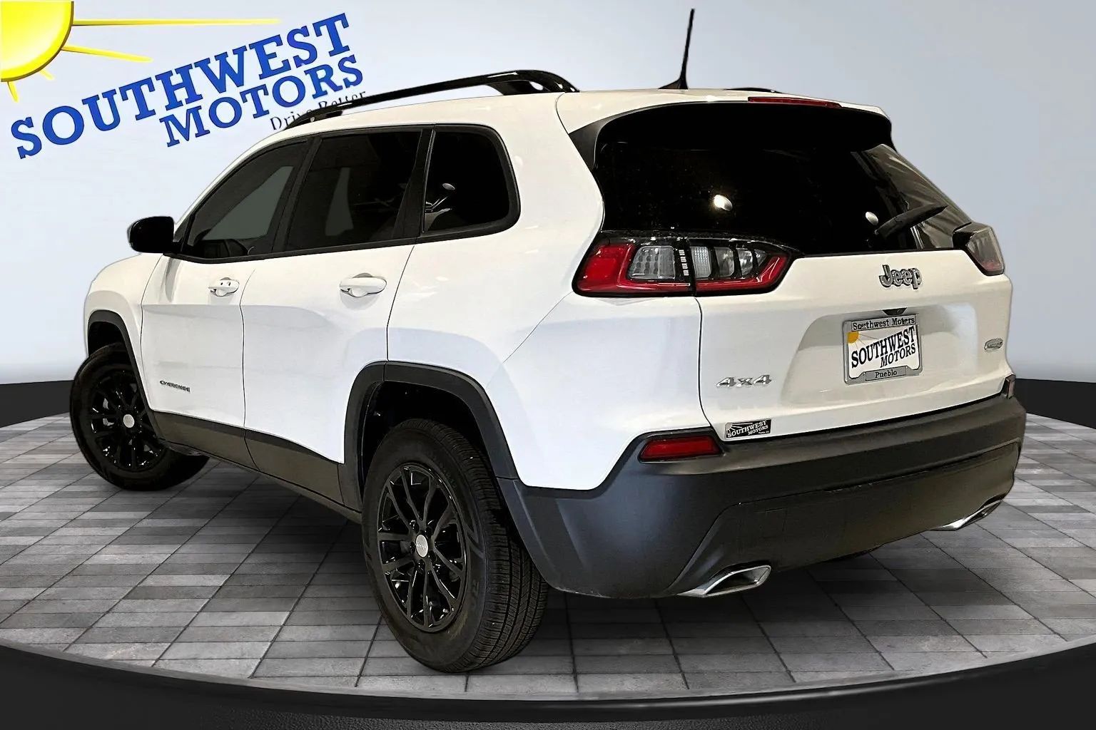 View vehicle photo 5