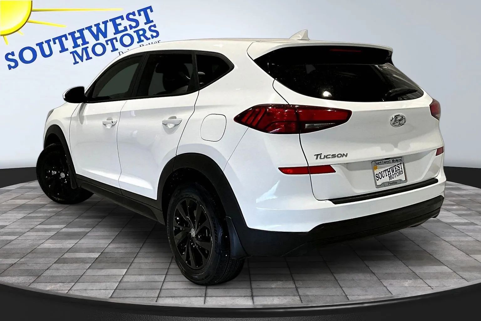 View vehicle photo 5