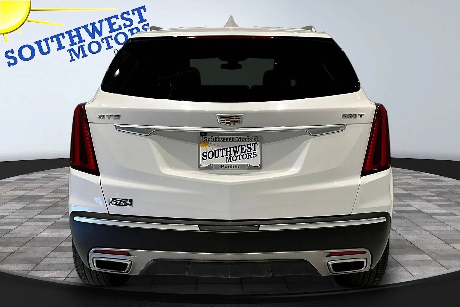 View vehicle photo 6