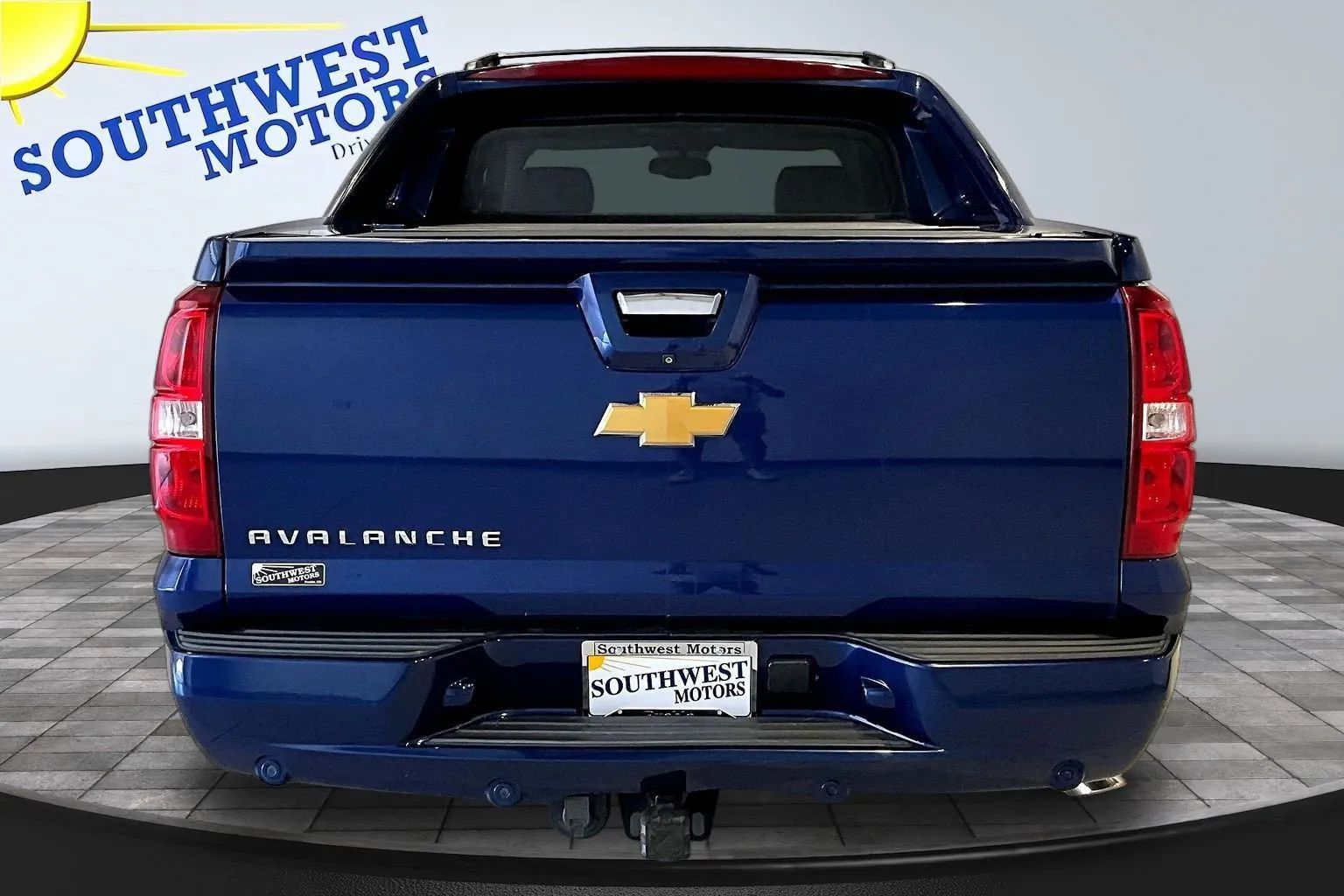 View vehicle photo 6