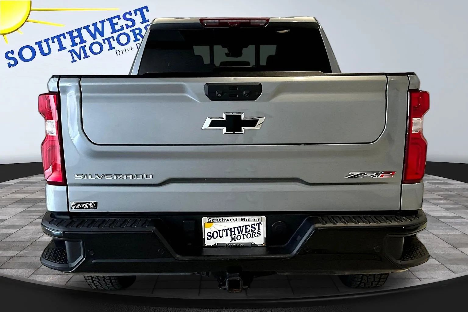 View vehicle photo 6