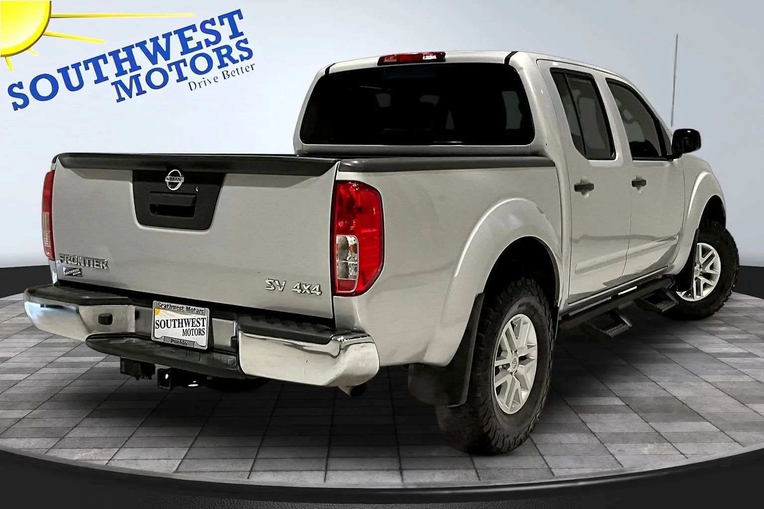 View vehicle photo 7