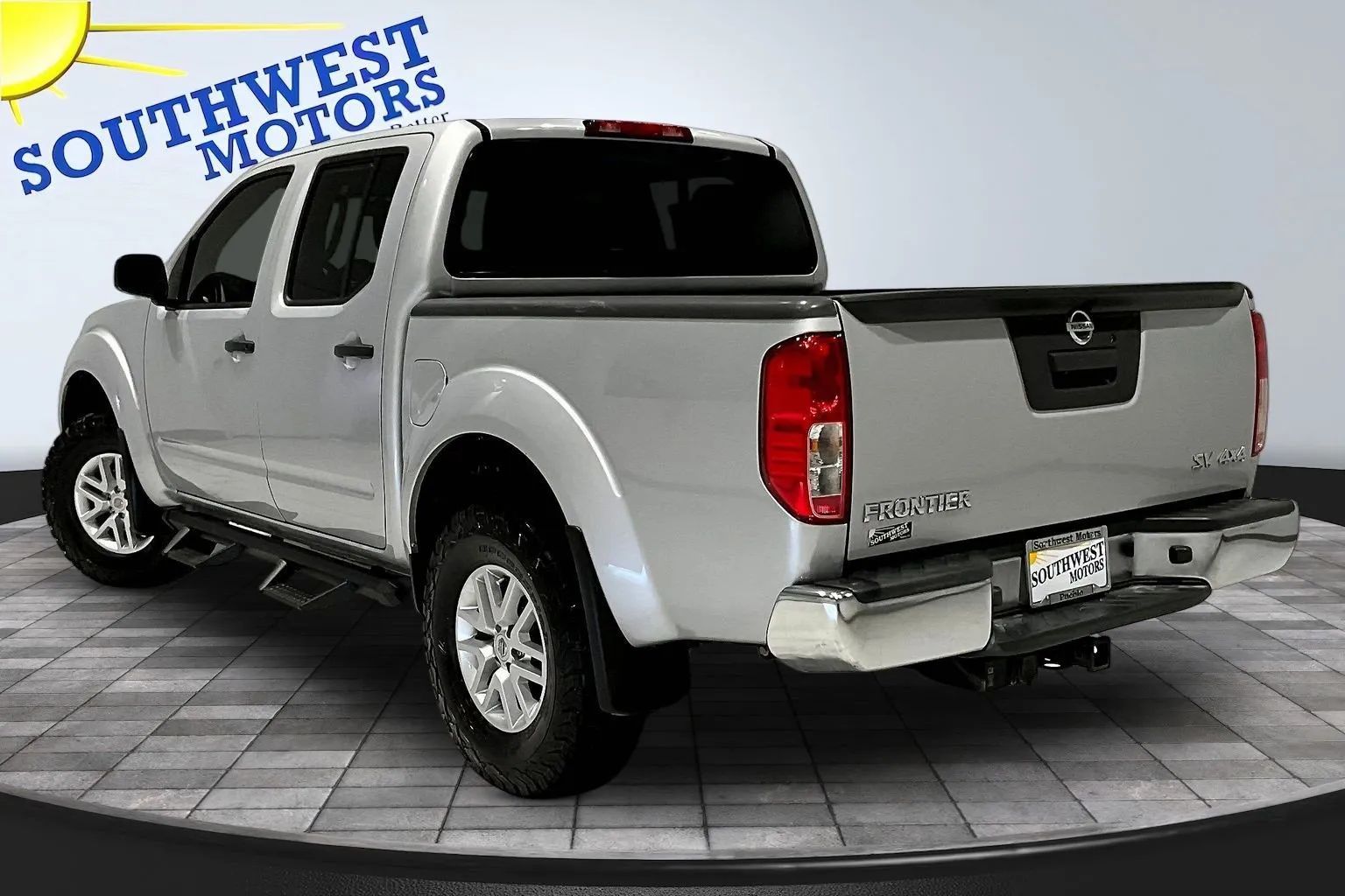 View vehicle photo 5