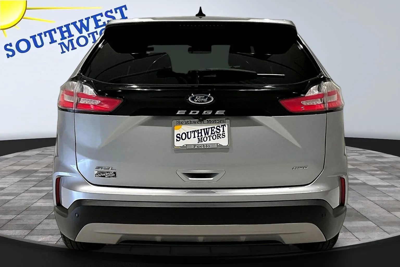 View vehicle photo 6