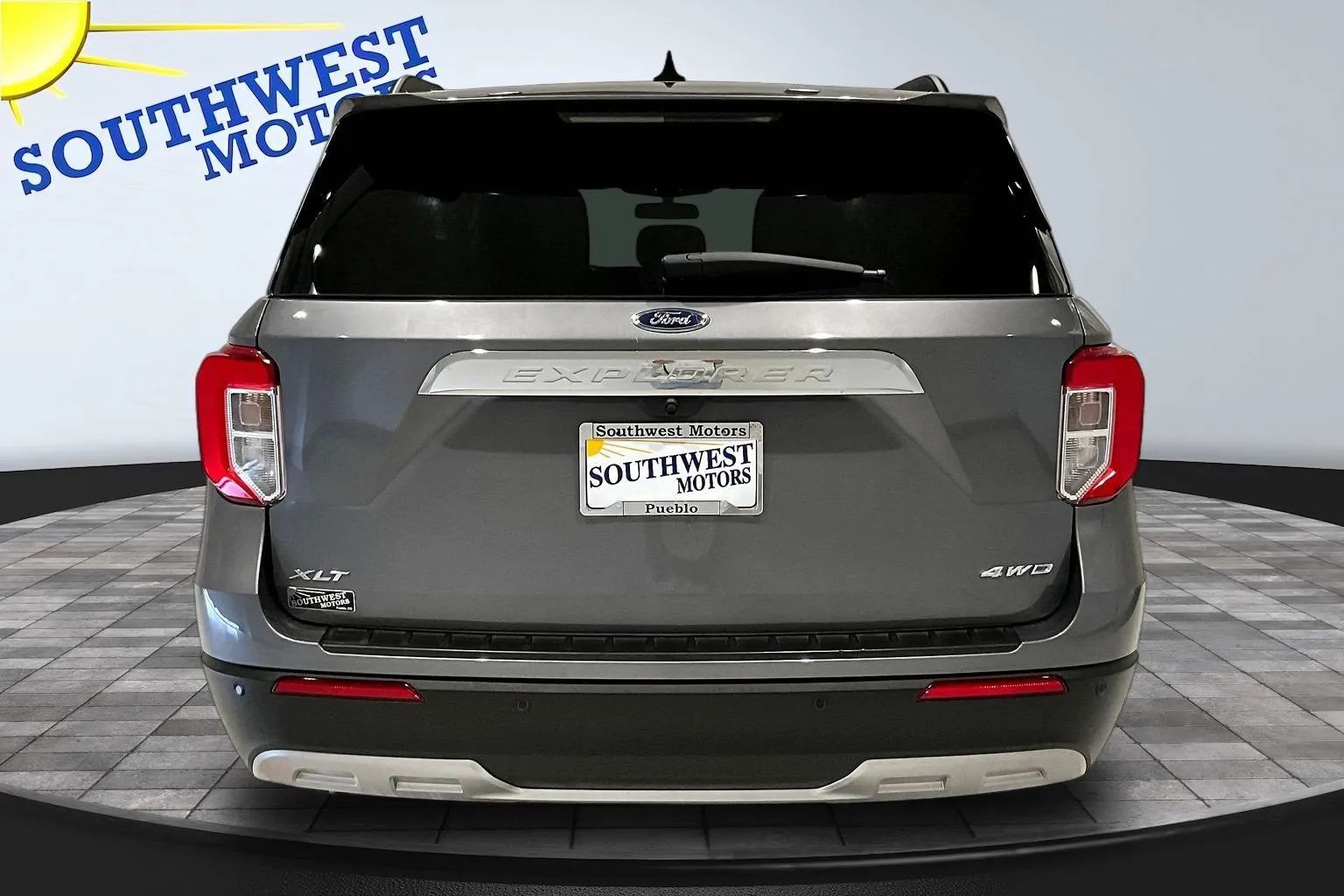 View vehicle photo 6
