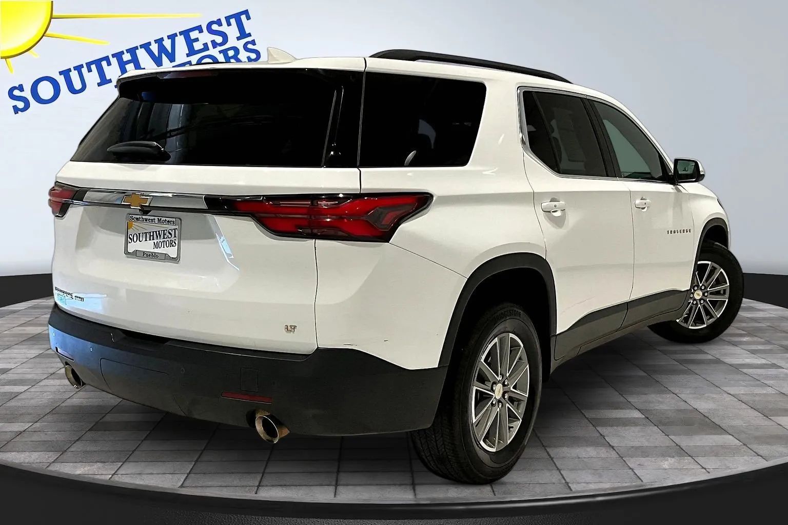 View vehicle photo 7