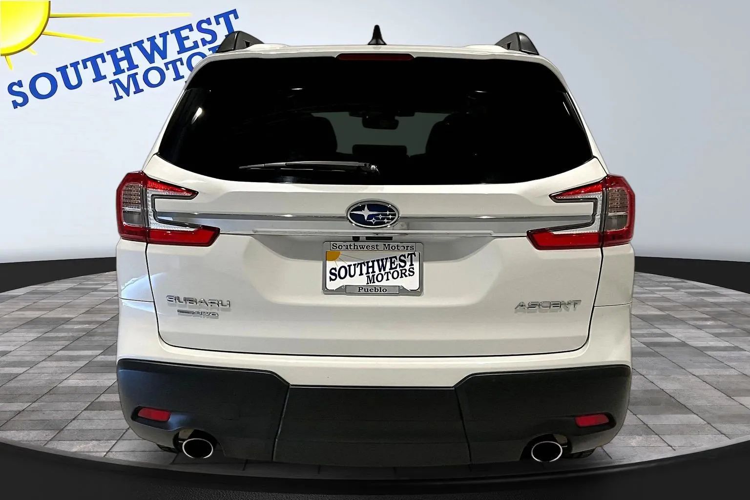 View vehicle photo 6