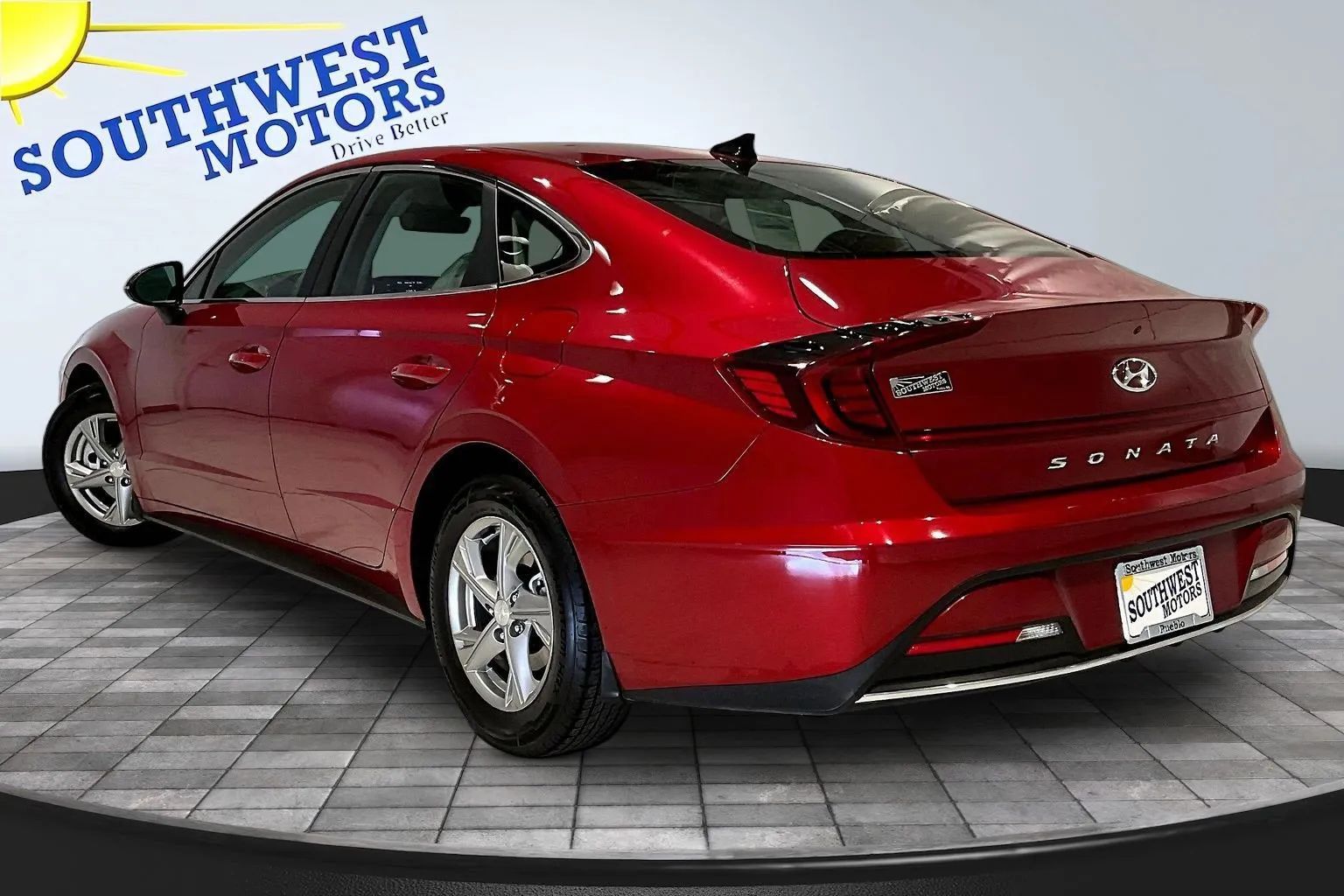 View vehicle photo 5