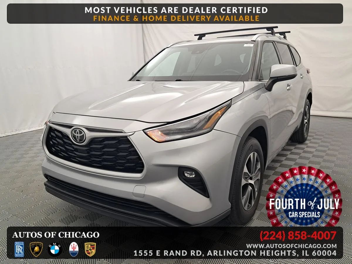 Silver 2021 Toyota Highlander SUV / Crossover Front-Wheel Drive Automatic