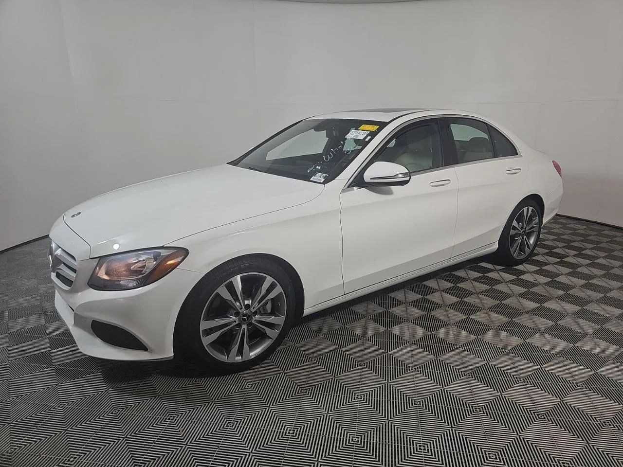 White 2018 Mercedes-Benz C-Class Sedan Rear-Wheel Drive Automatic