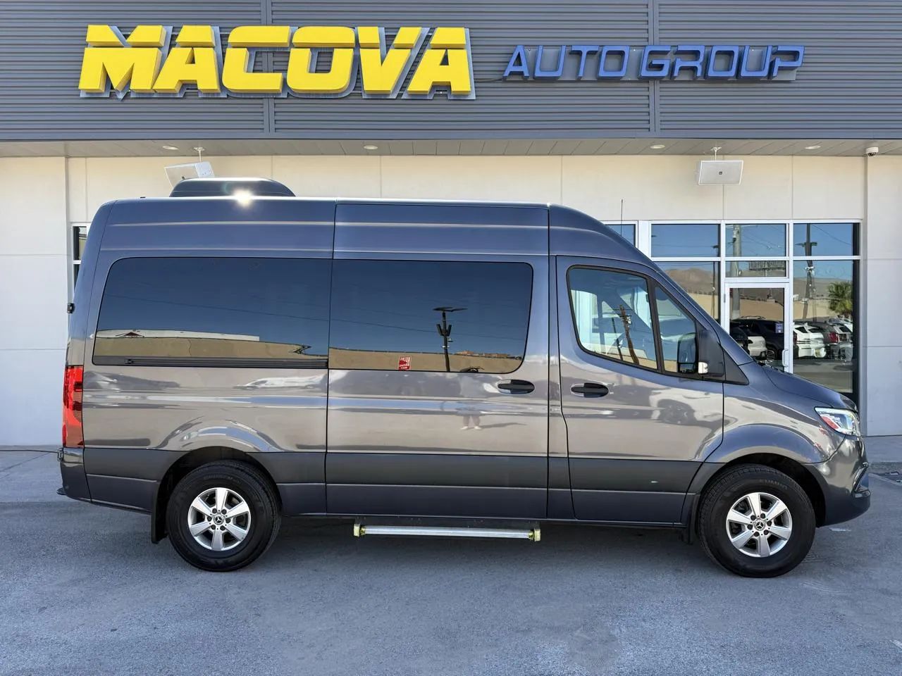 2022 Mercedes-Benz Sprinter 2500 144 High Roof Passenger Van RWD