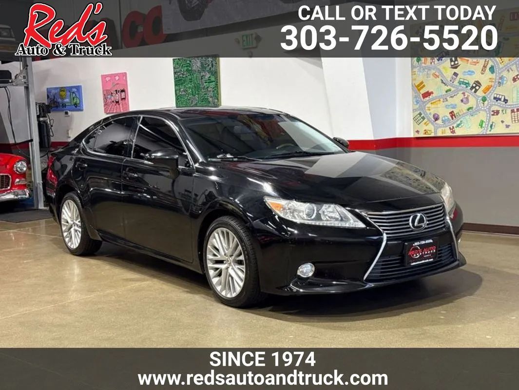 Black 2013 Lexus ES Sedan Front-Wheel Drive 6-Speed Automatic