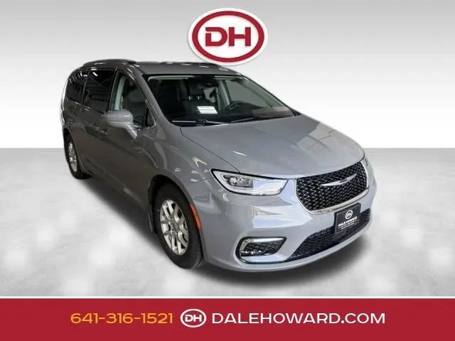 Ceramic Gray Clearcoat 2022 Chrysler Pacifica Minivan Front-Wheel Drive 9-Speed Automatic