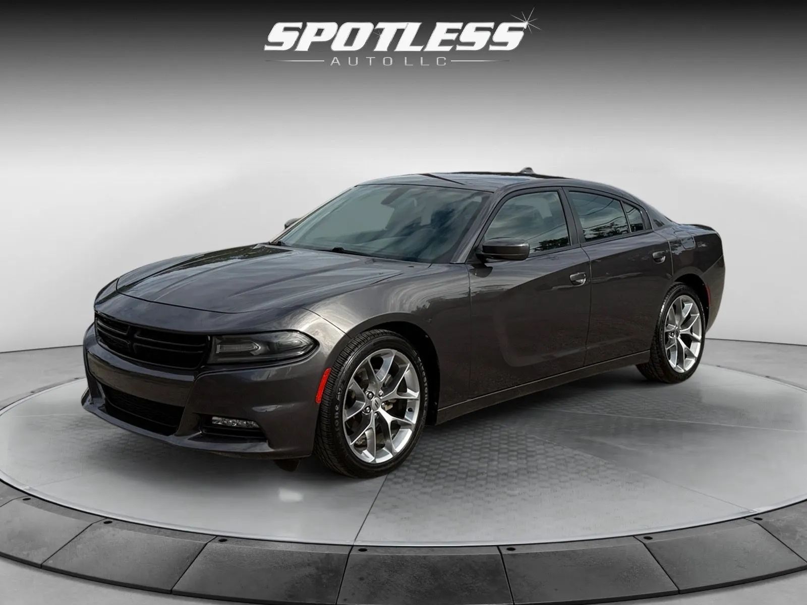 Gray 2021 Dodge Charger Sedan Rear-Wheel Drive 8-Speed Automatic