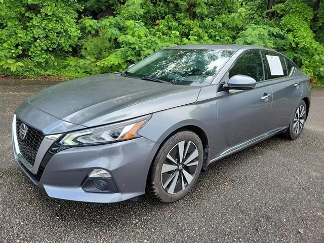  2020 Nissan Altima 2.5 SV FWD   