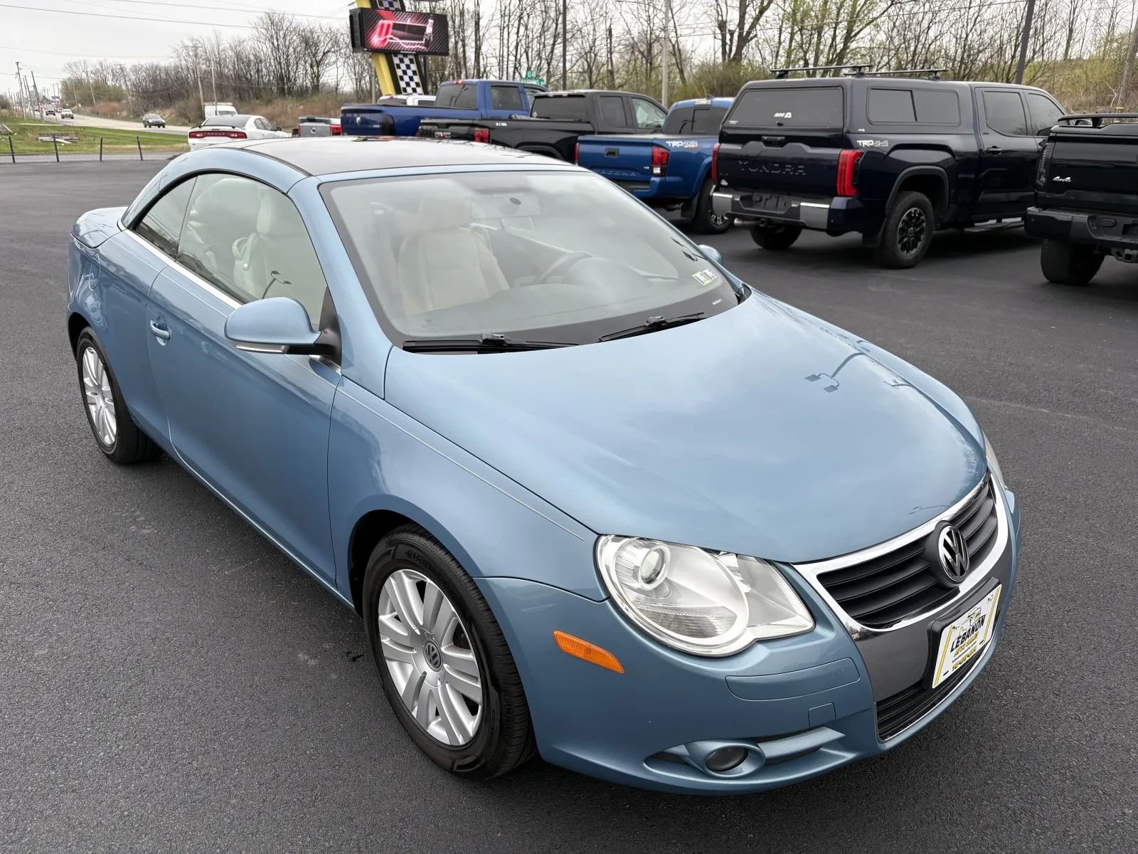 Blue 2007 Volkswagen Eos 2.0T Convertible Front-Wheel Drive Manual