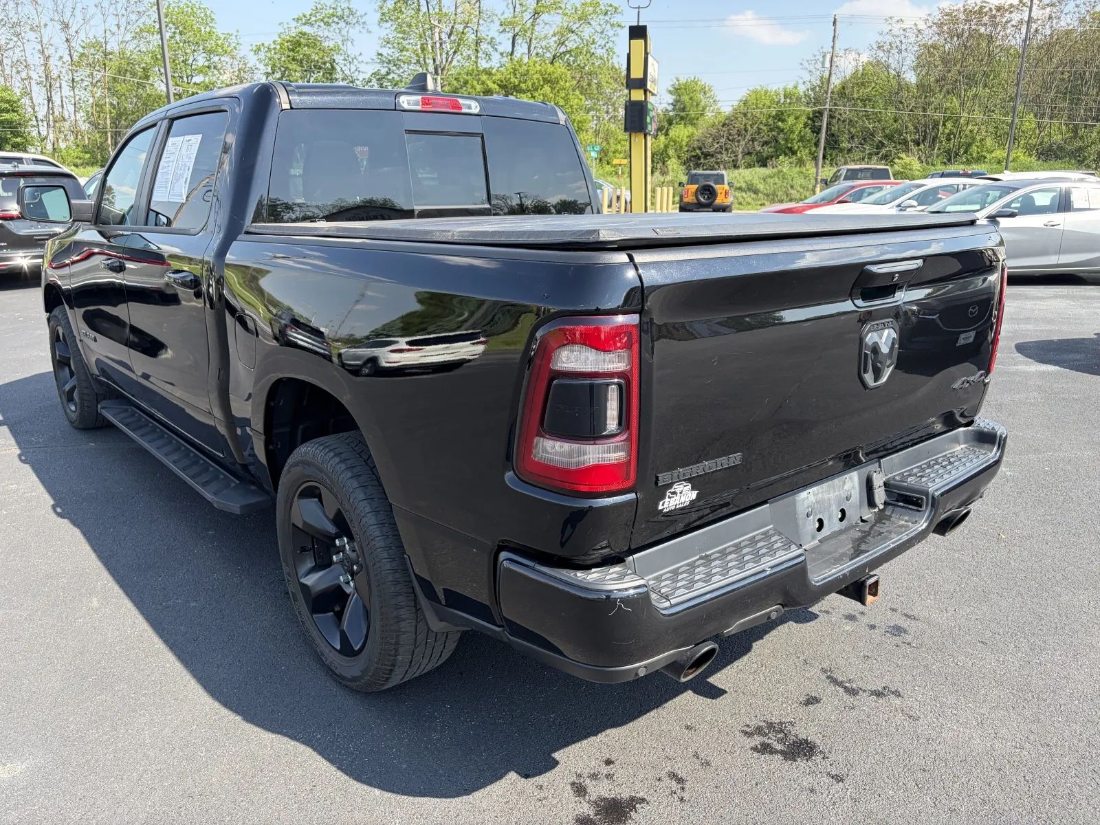 View vehicle photo 6