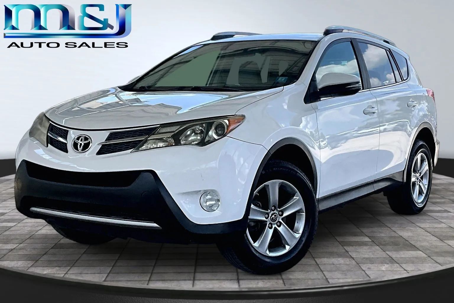 2015 Toyota RAV4 XLE (M Grade)