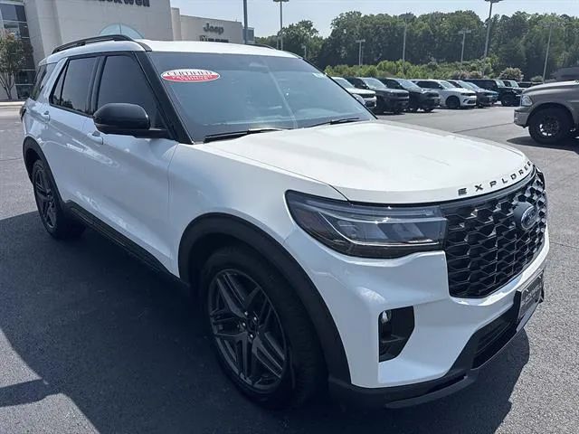 White 2025 Ford Explorer SUV / Crossover All-Wheel Drive Automatic