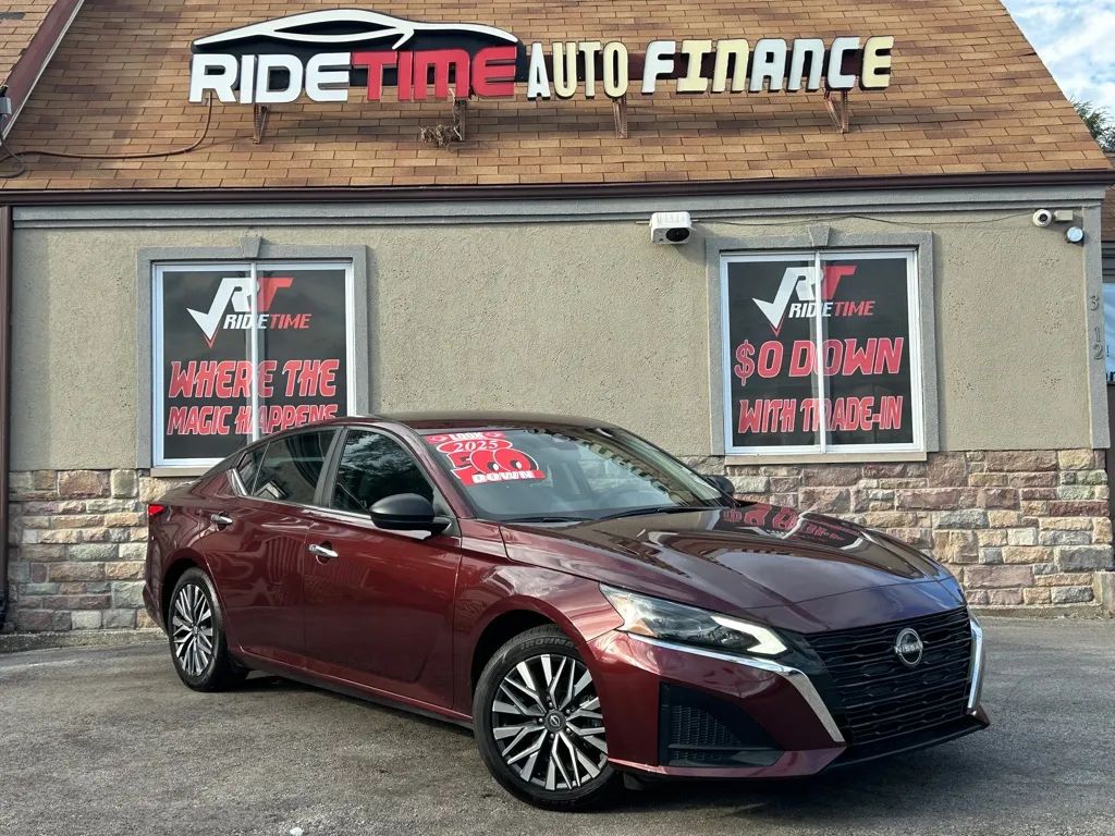 2025 NISSAN ALTIMA SV