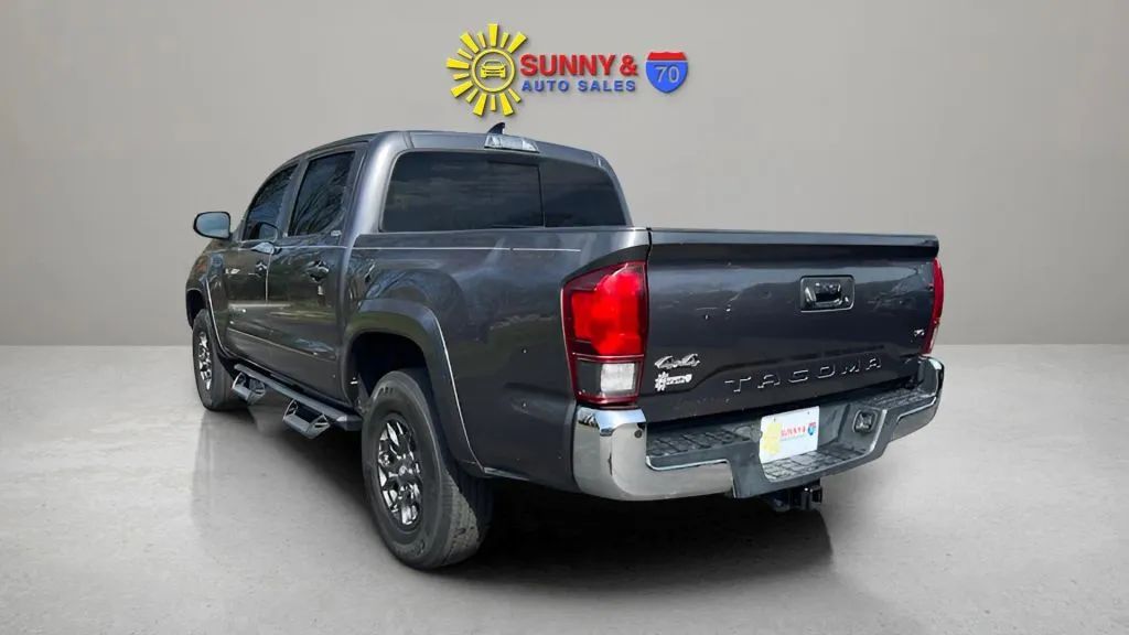 View vehicle photo 6