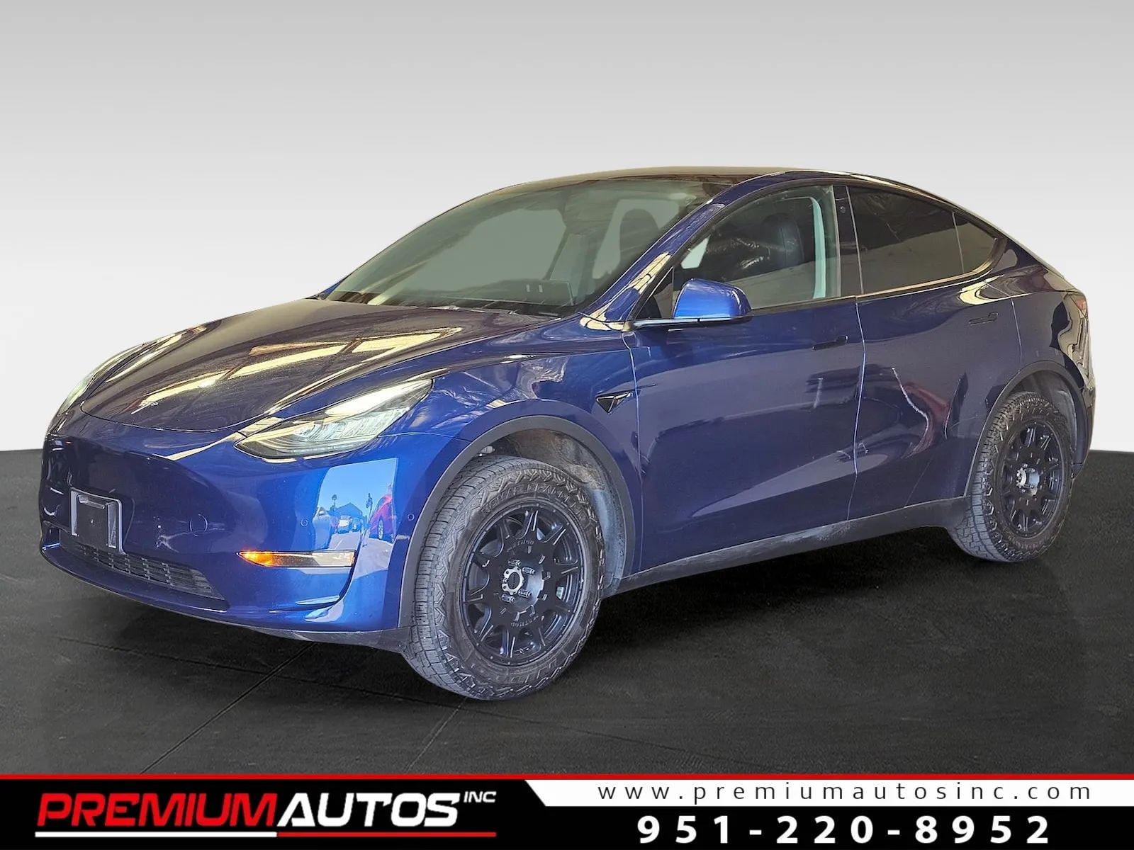 Blue 2022 Tesla Model Y SUV / Crossover All-Wheel Drive