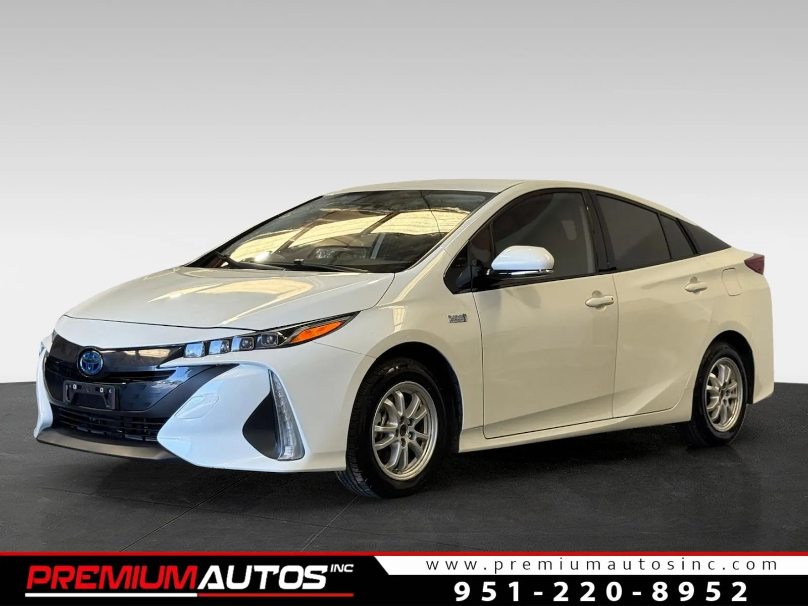 2020 Toyota Prius Prime ZVW52L-AHXEBA / ZVW52L-AHXGBA