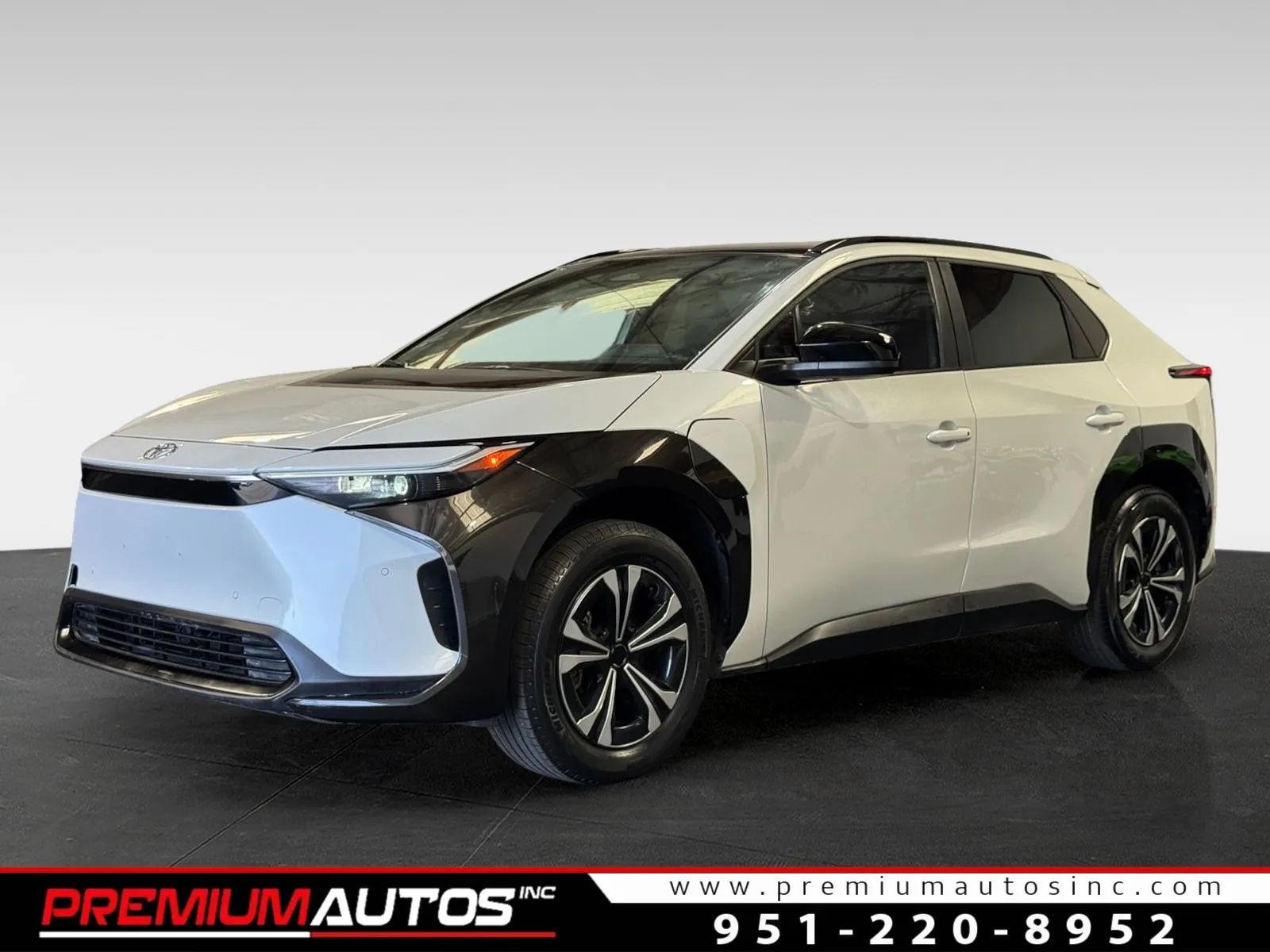 2024 Toyota bZ4X 15 Series