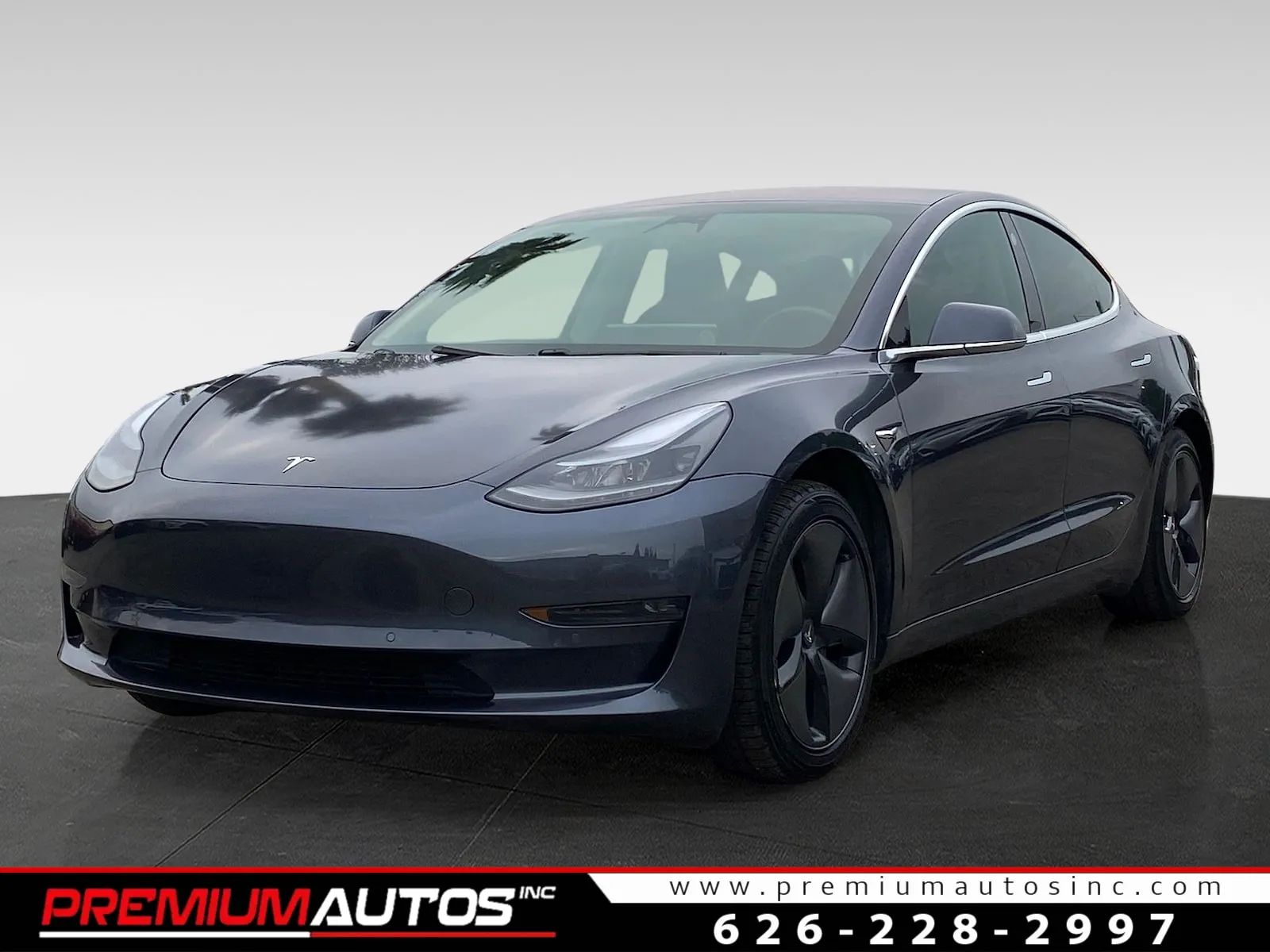 Silver 2019 Tesla Model 3 Long Range RWD Sedan Rear-Wheel Drive