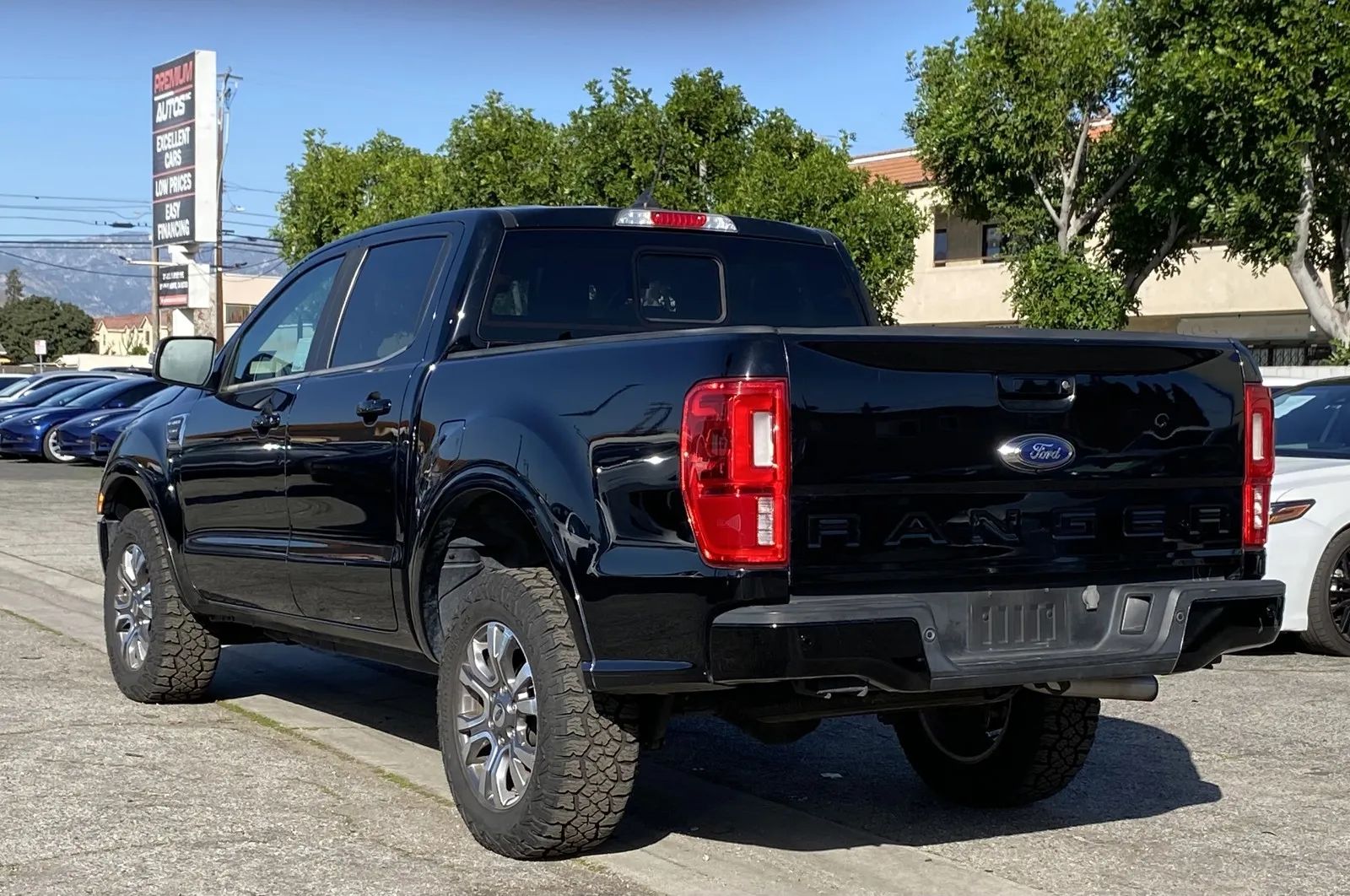 View vehicle photo 2