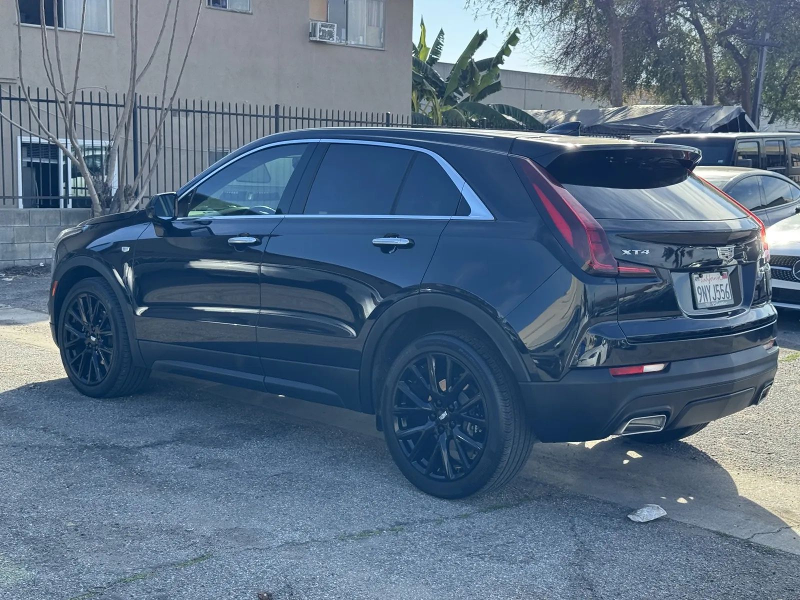 View vehicle photo 2