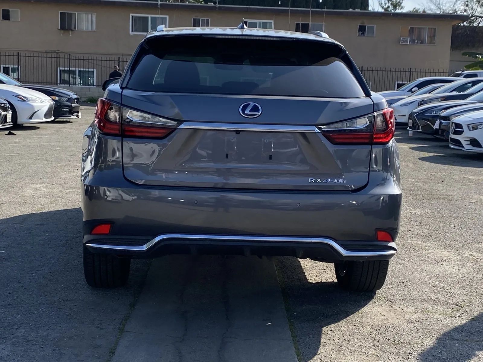 View vehicle photo 3