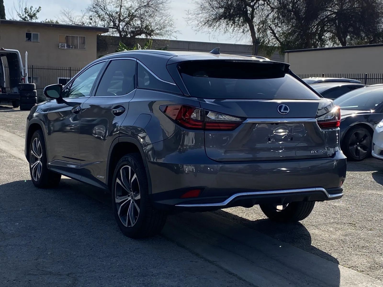 View vehicle photo 2